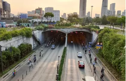 Những kinh nghiệm và lưu ý khi lái xe qua hầm đường bộ